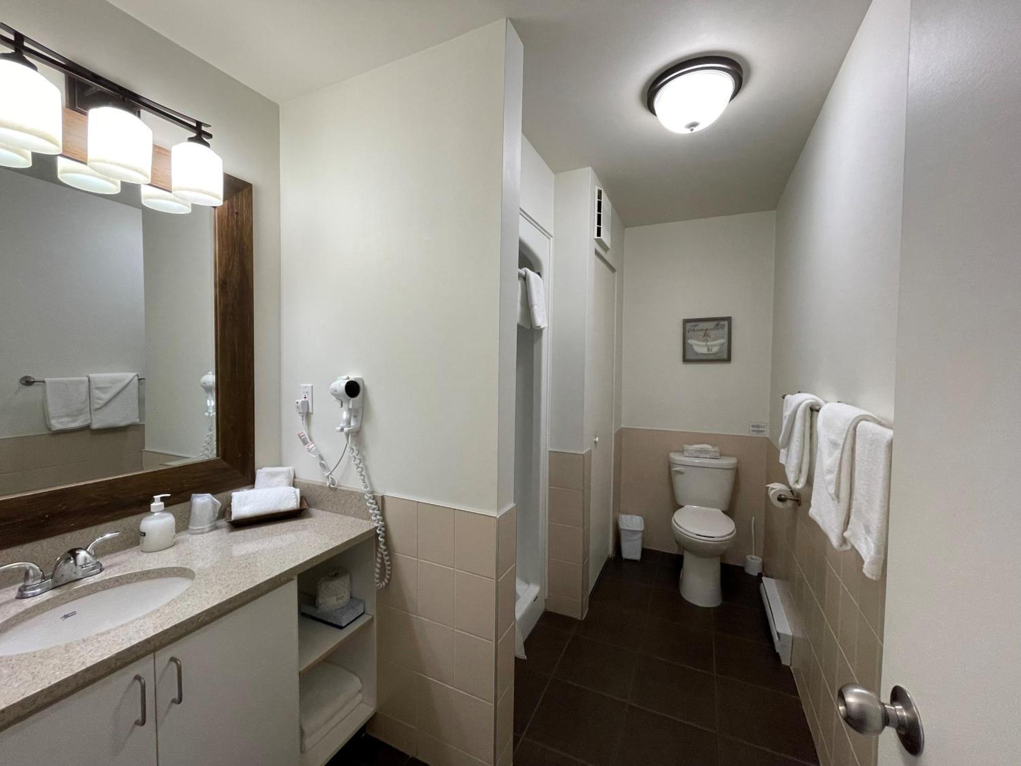 Hotel Vacances Tremblant Mont-Tremblant Ngoại thất bức ảnh
