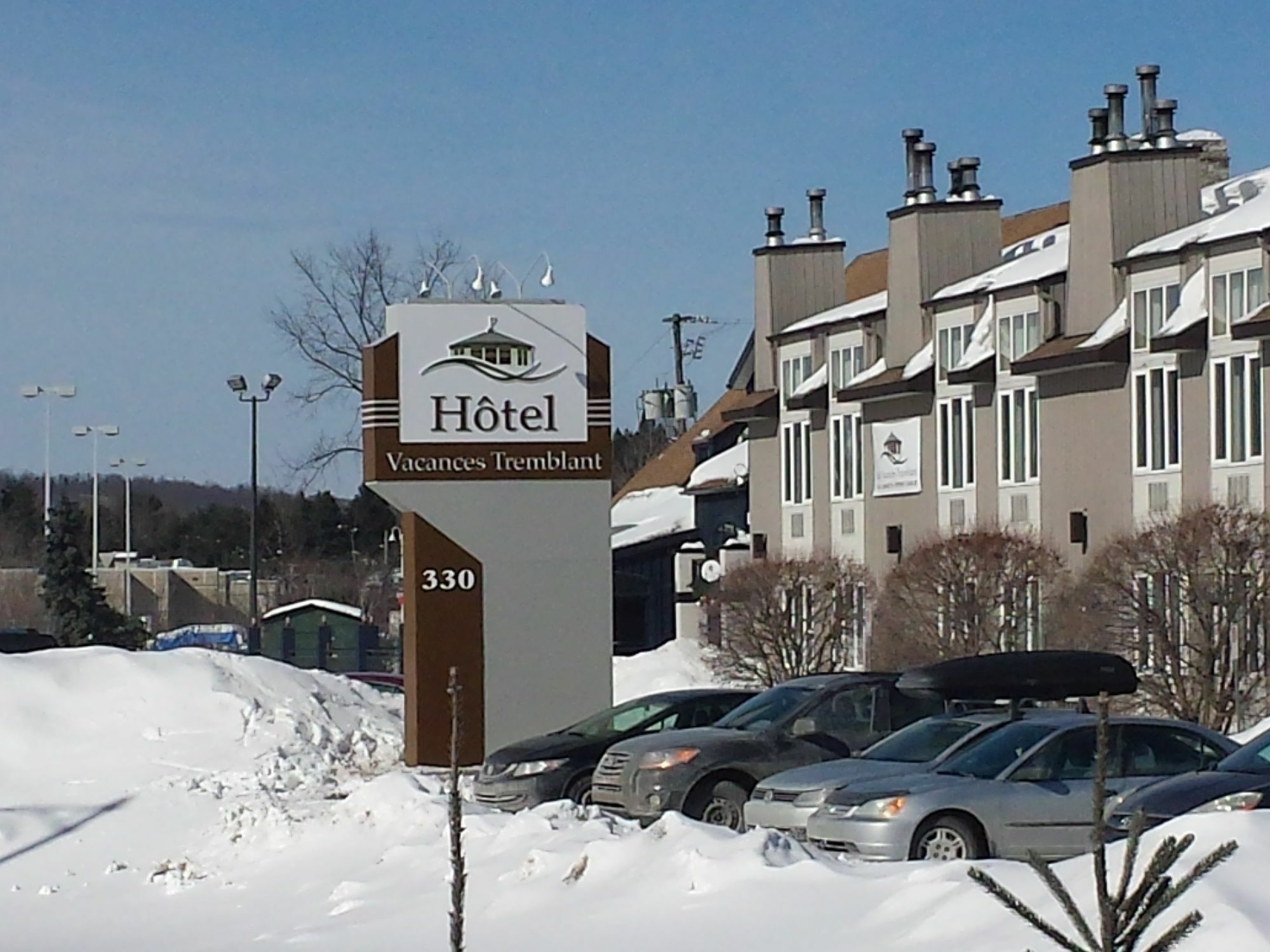 Hotel Vacances Tremblant Mont-Tremblant Ngoại thất bức ảnh